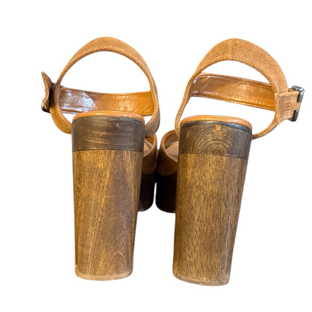 Lulu's Tan Platform Sandals - Picture 2 of 8